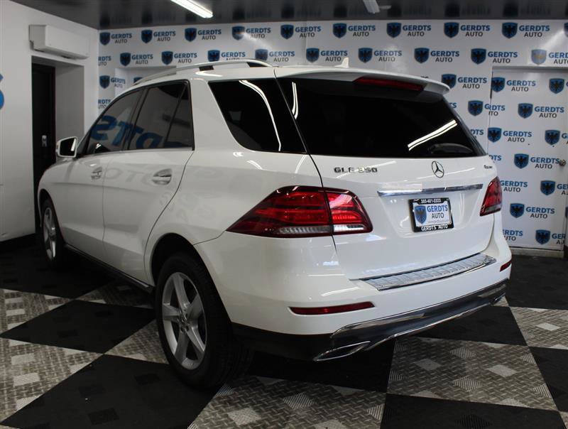 Used 2018 Mercedes-Benz GLE 350 4MATIC w/ Premium 1 Package image 2