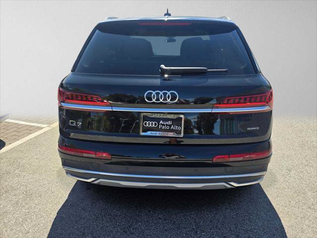 Used 2023 Audi Q7 3.0T Premium w/ Convenience Package AWD/4WD image 4