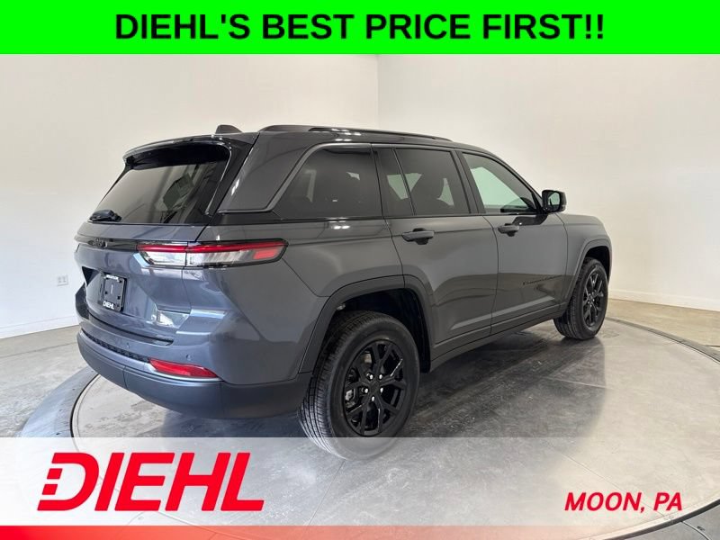 New 2026 Jeep Grand Cherokee Altitude AWD/4WD image 7
