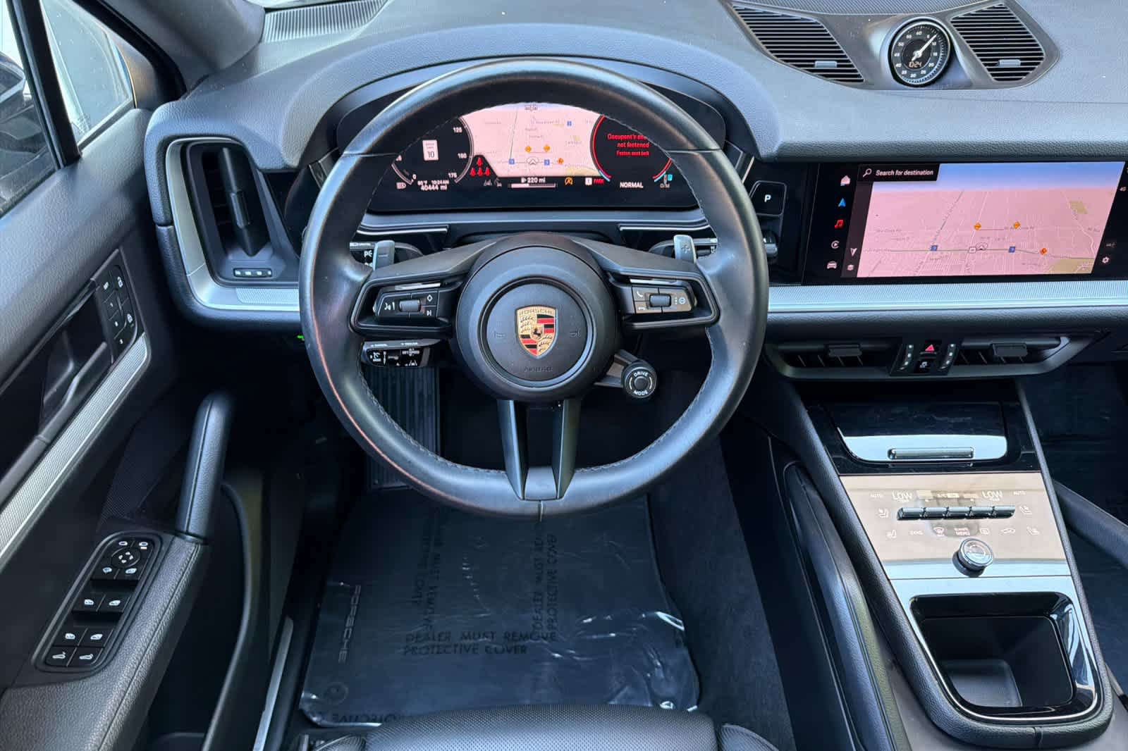 Used 2024 Porsche Cayenne Coupe AWD/4WD image 16