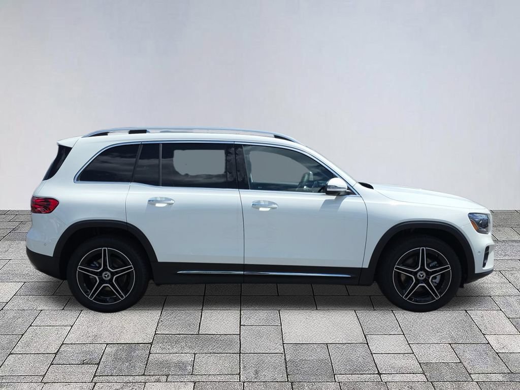 New 2026 Mercedes-Benz GLB 250 image 8