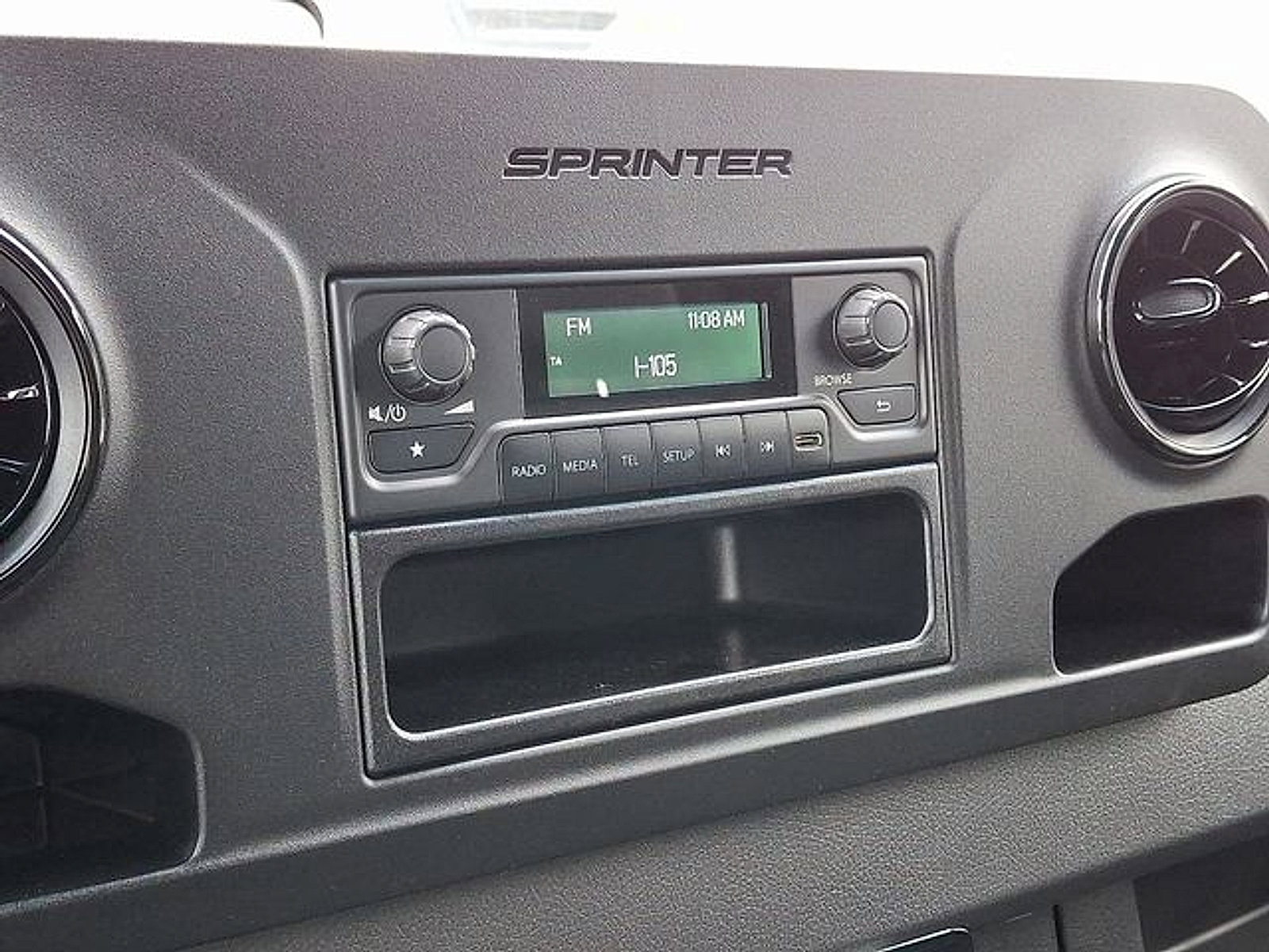 Used 2025 Mercedes-Benz Sprinter 2500 image 15