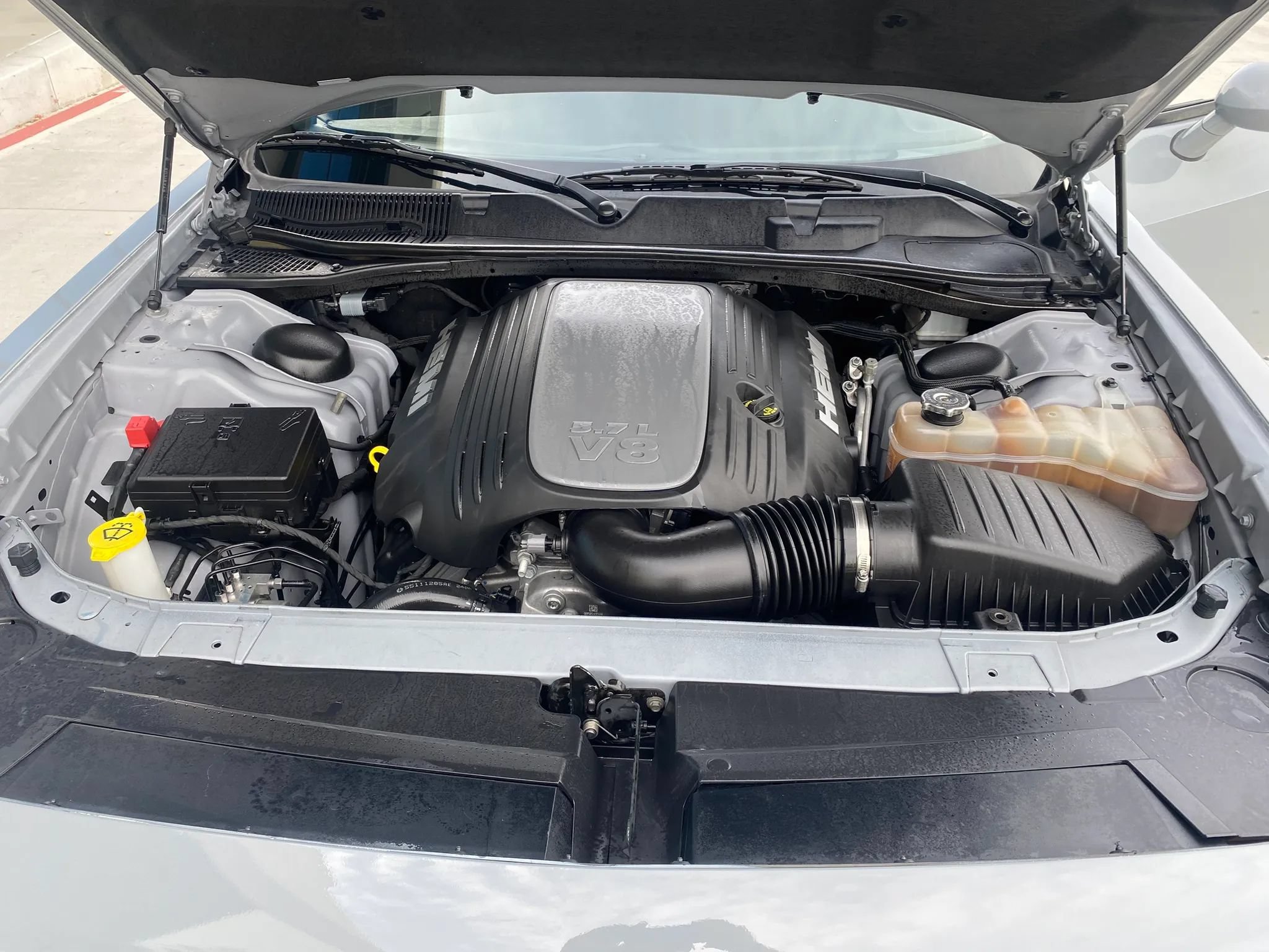 Used 2021 Dodge Challenger R/T w/ Performance Handling Group RWD image 21