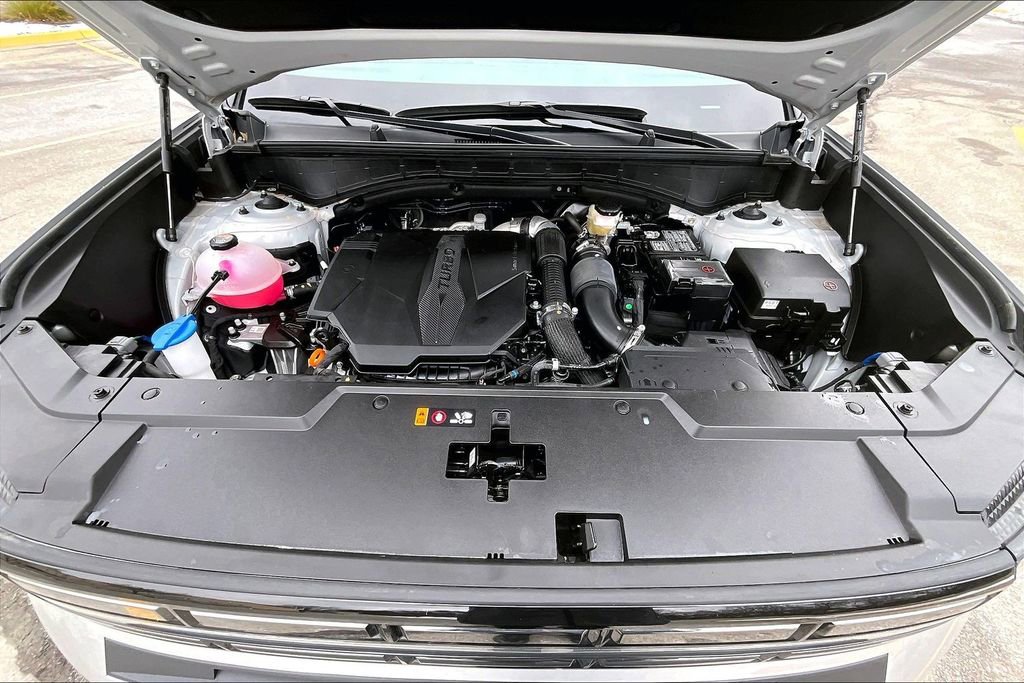 Used 2025 Hyundai Santa Fe XRT AWD/4WD image 9