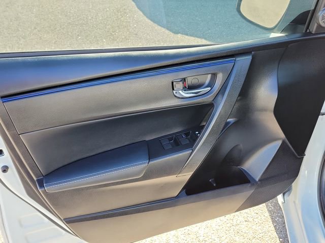 Used 2019 Toyota Corolla SE image 16