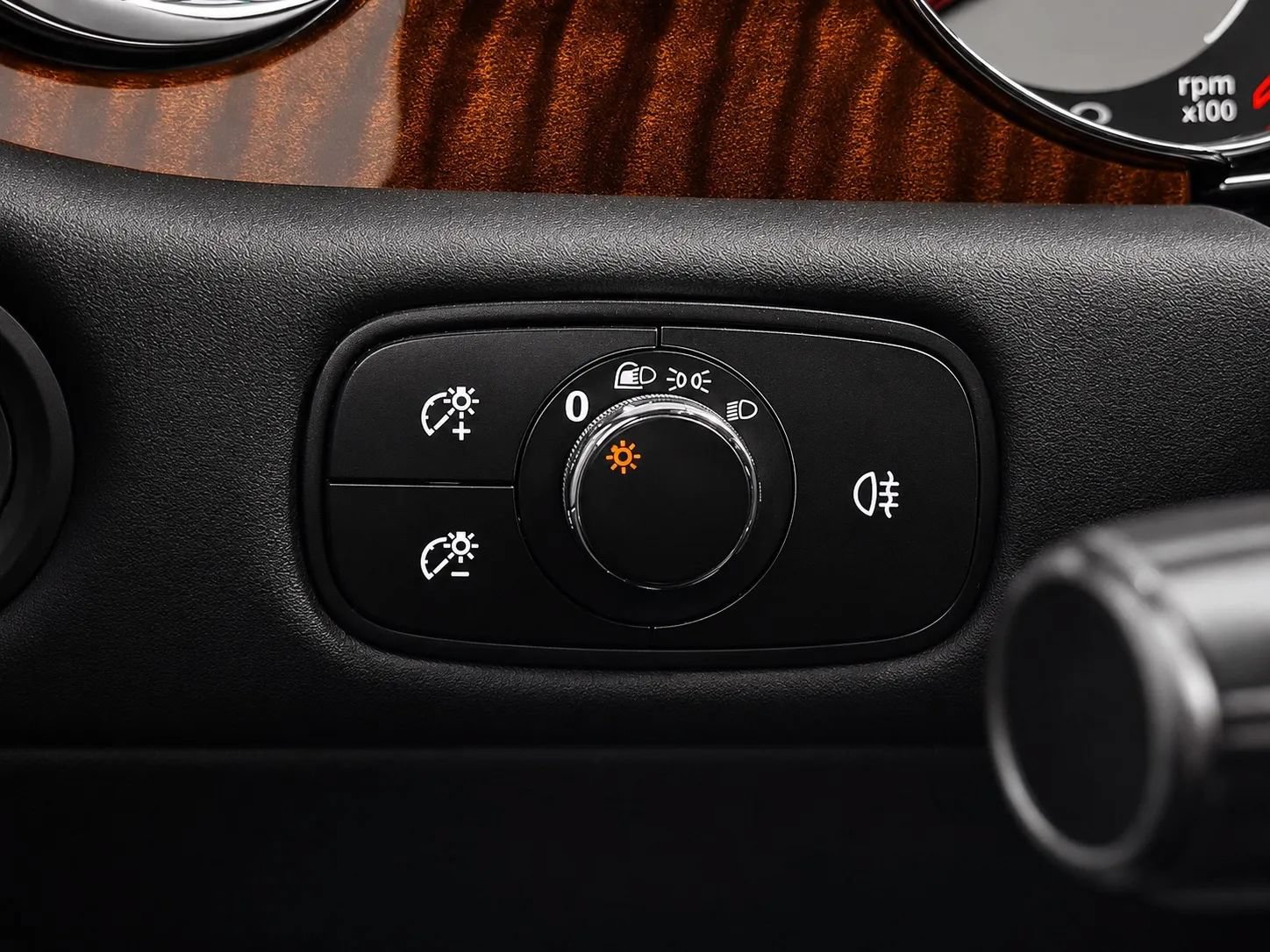 Used 2013 Bentley Continental GT AWD/4WD image 28