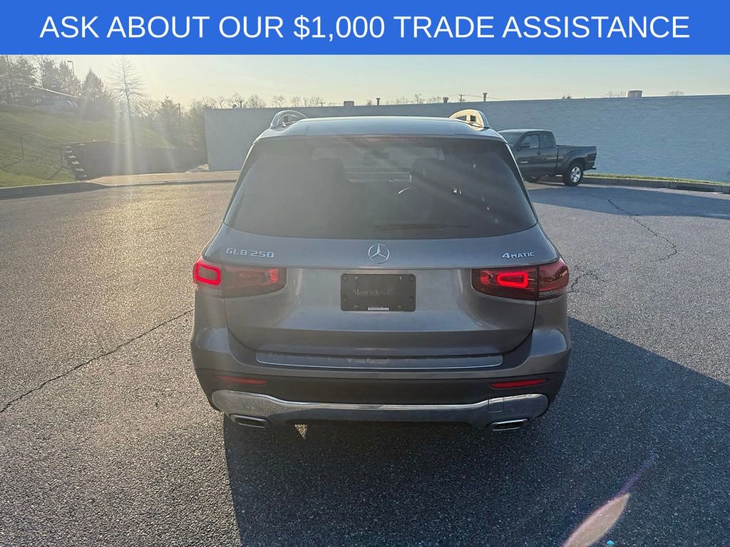 Used 2021 Mercedes-Benz GLB 250 4MATIC image 5
