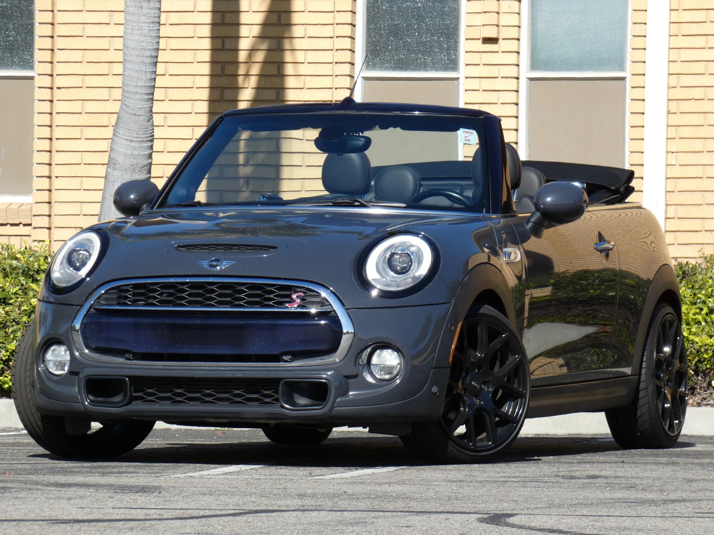 Used 2018 MINI Cooper S image 2
