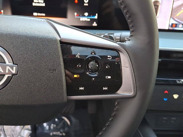 Certified 2025 Nissan Murano SL AWD/4WD image 23