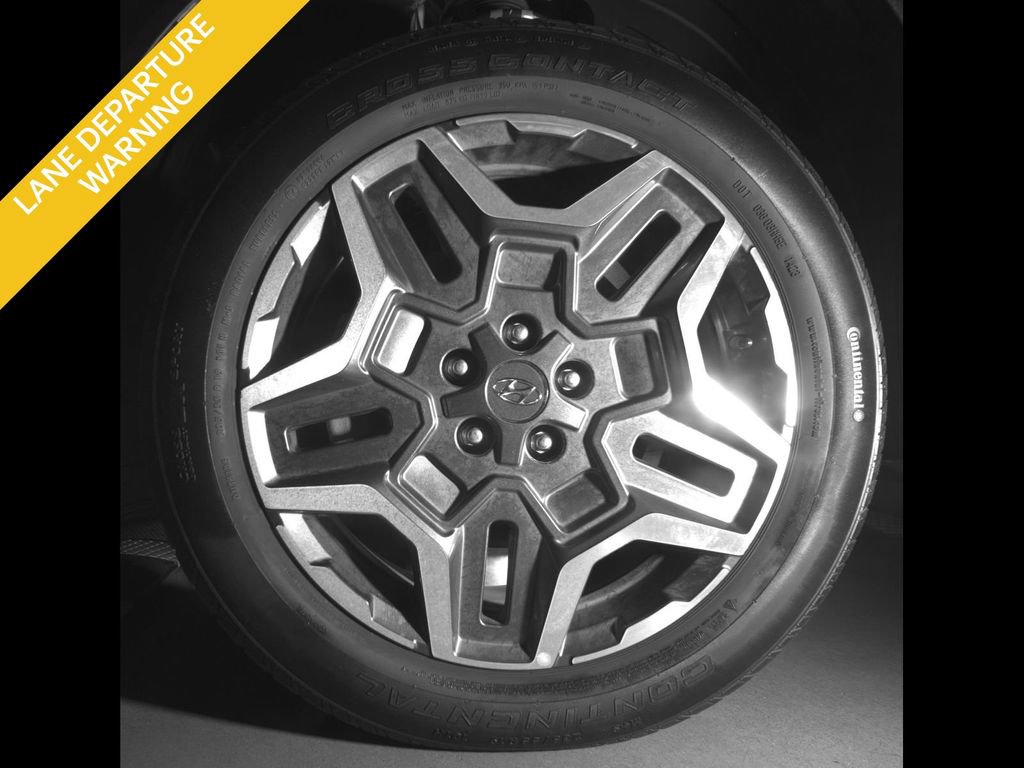 Used 2023 Hyundai Santa Fe Limited AWD/4WD image 9