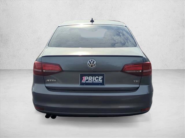 Used 2016 Volkswagen Jetta Sport image 7