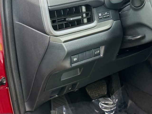 Used 2024 Toyota Grand Highlander XLE image 10