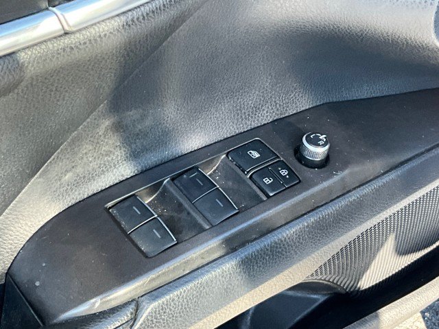 Used 2021 Toyota Camry XSE FWD image 28