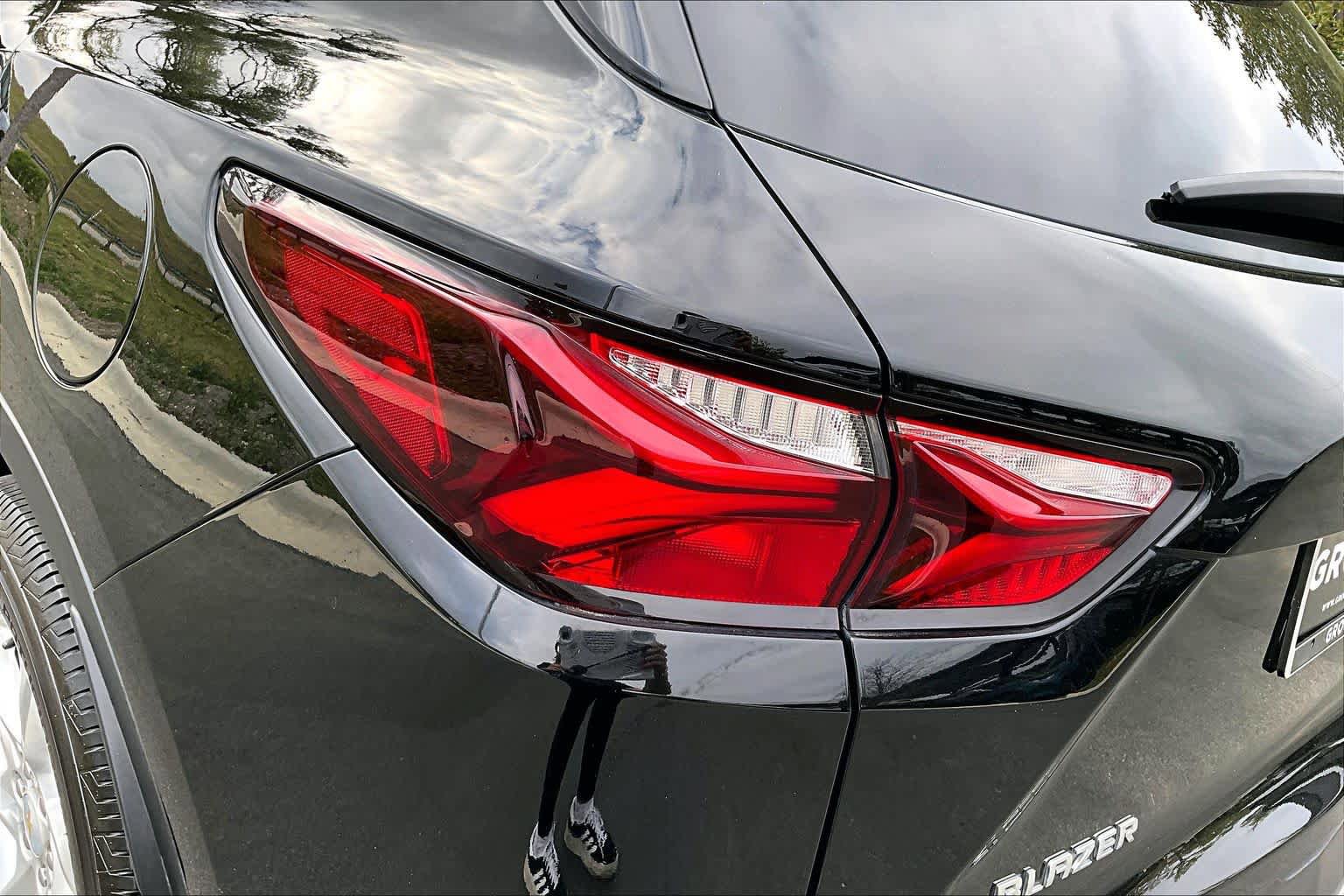 Used 2019 Chevrolet Blazer LT FWD image 29
