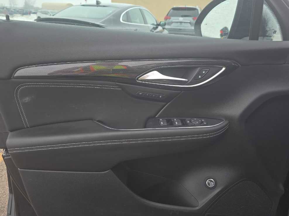 Used 2023 Buick Envision Essence w/ Sport Touring Package image 9