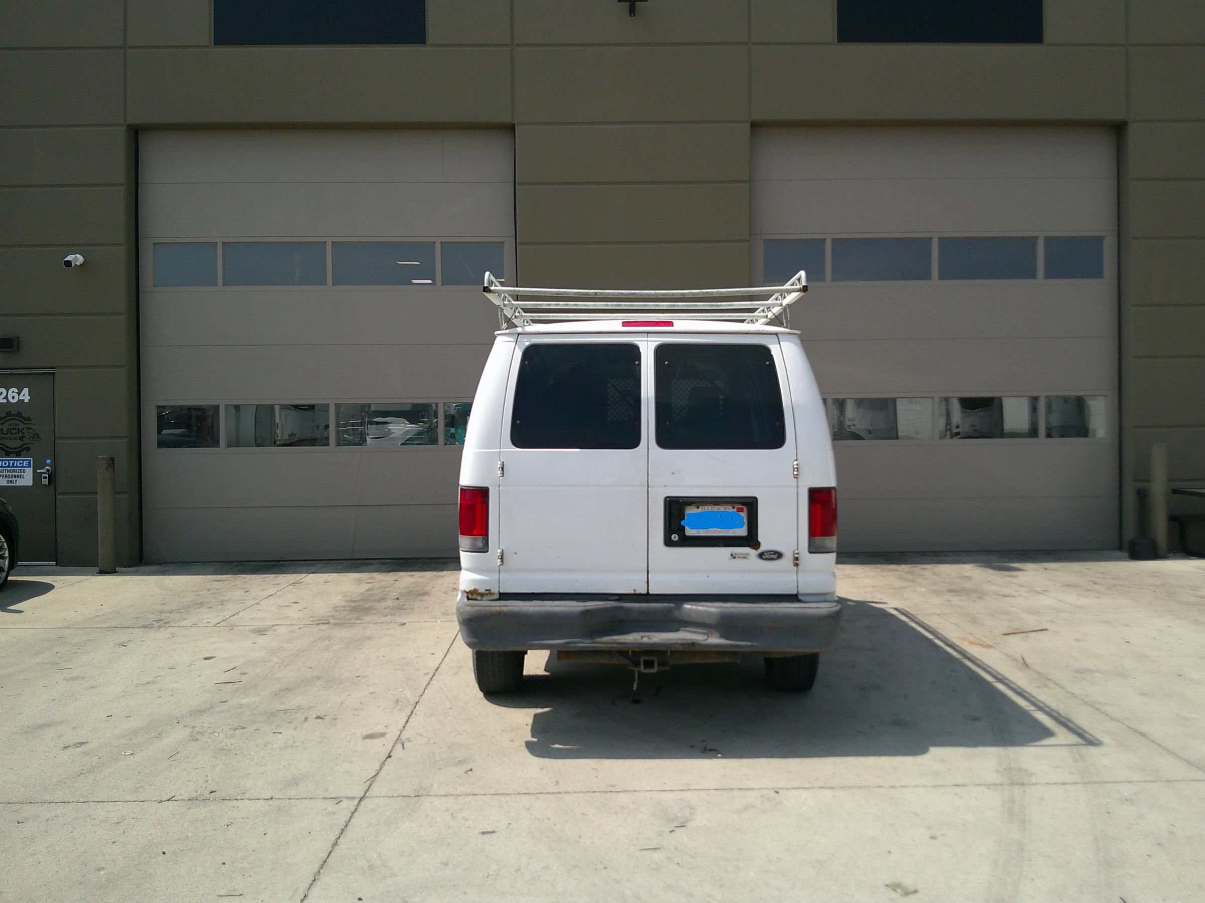 Used 2009 Ford E-250 and Econoline 250 RWD image 6