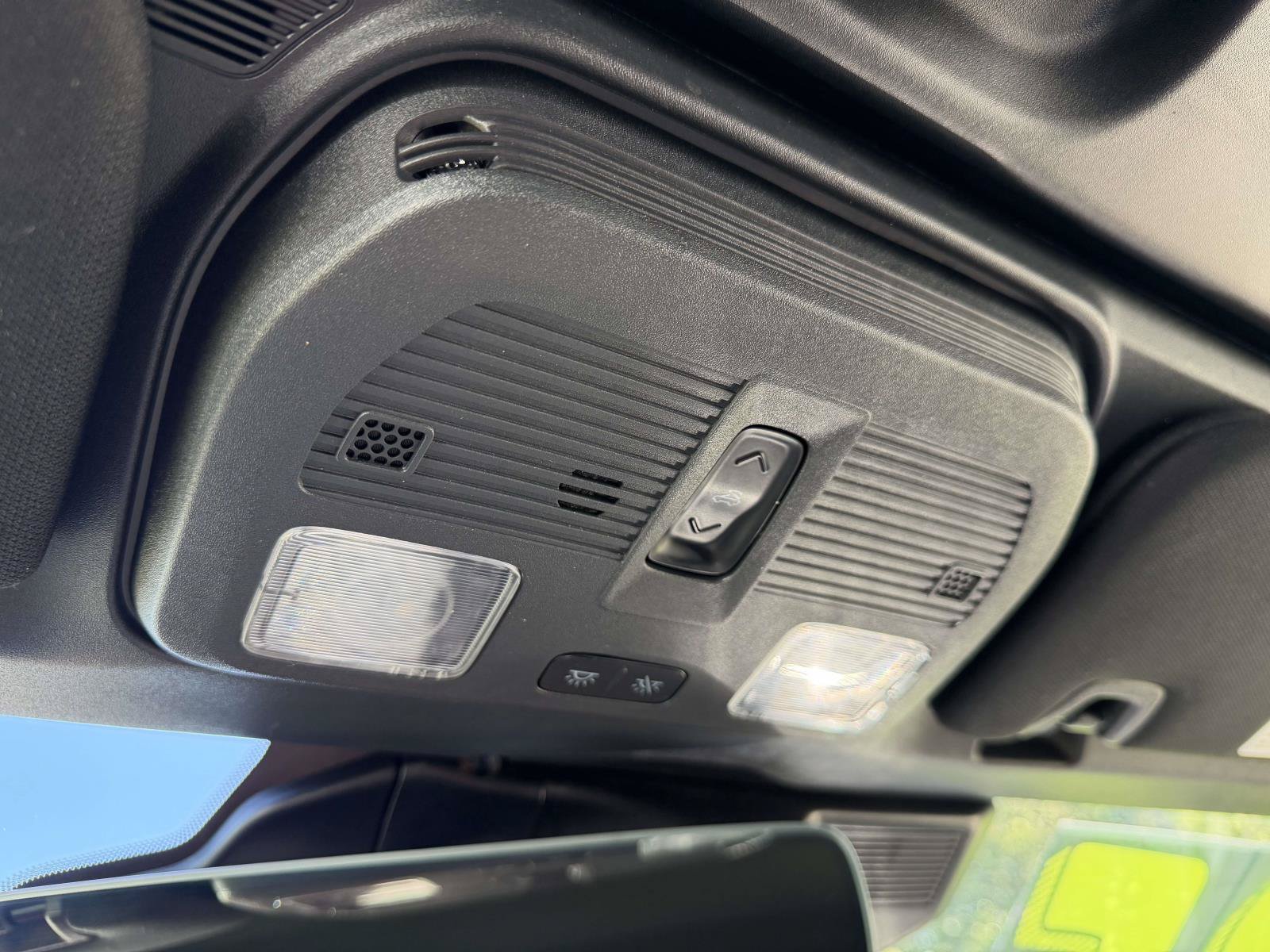 Used 2025 Ford Mustang Premium RWD image 25