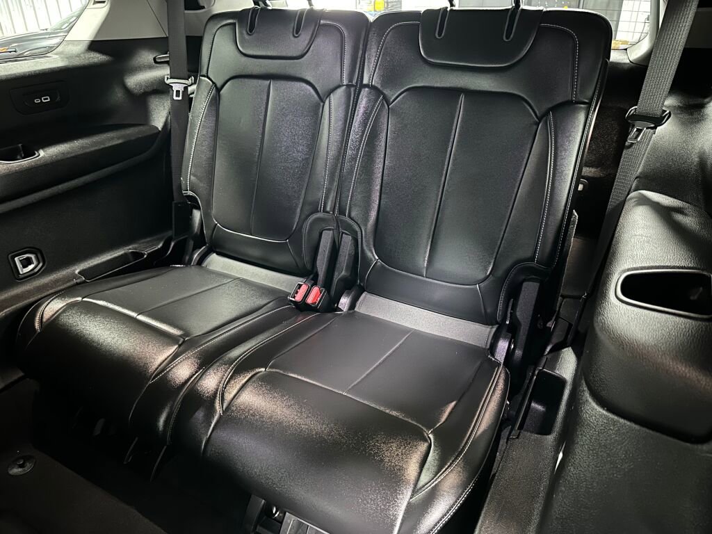 Used 2021 Jeep Grand Cherokee L Limited image 11