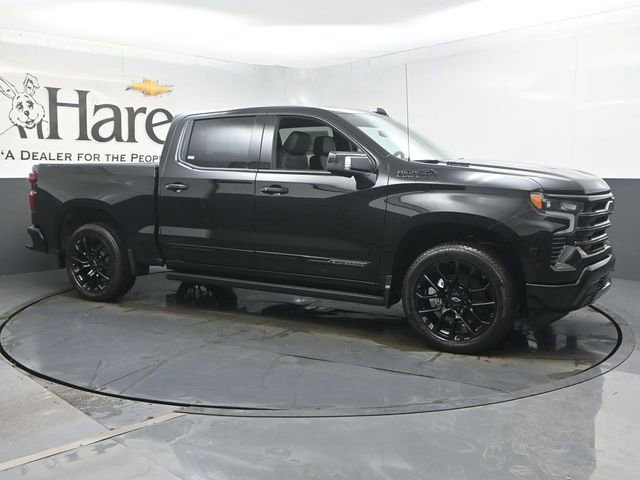 New 2026 Chevrolet Silverado 1500 High Country w/ High Country Premium Package AWD/4WD image 6