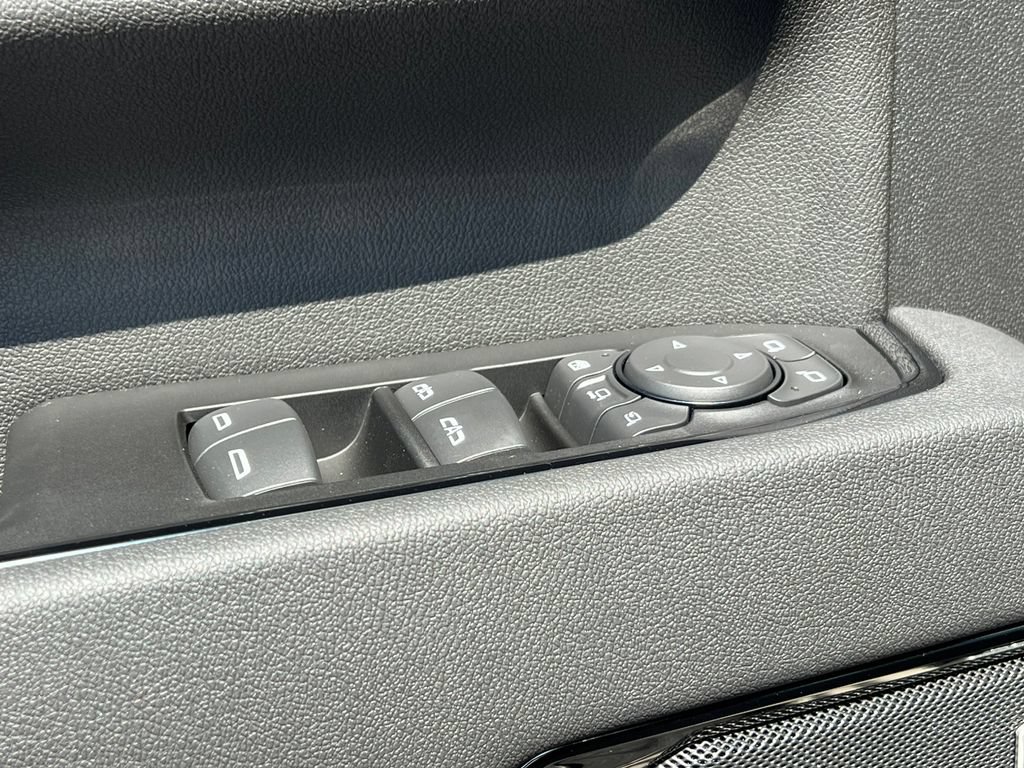 New 2026 GMC Sierra 2500 AT4 w/ AT4 Premium Plus Package AWD/4WD image 24