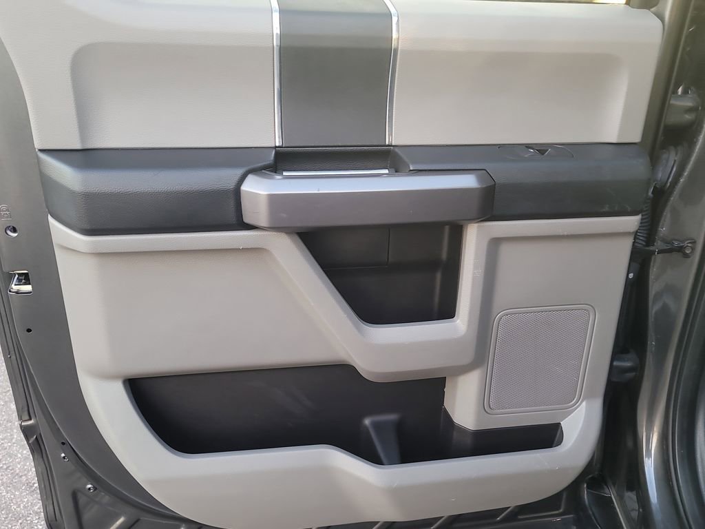 Used 2019 Ford F150 XLT image 8