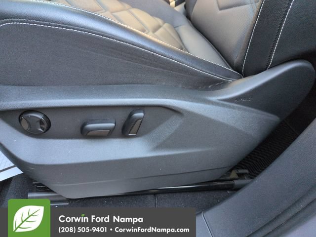 Used 2024 Volkswagen Atlas SE AWD/4WD image 12