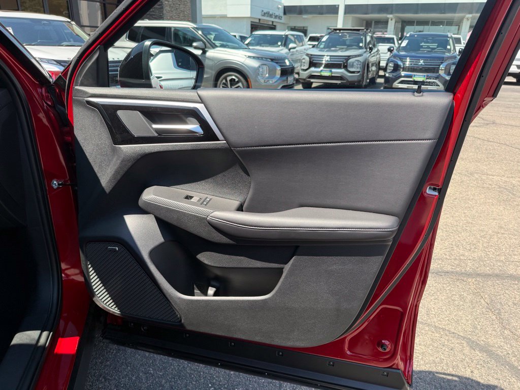 New 2026 Mitsubishi Outlander AWD image 18