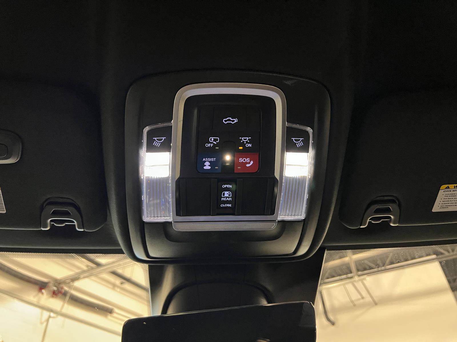 Used 2023 RAM 2500 Limited image 21