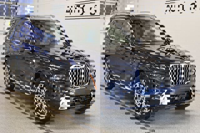 New 2026 BMW X7 xDrive40i