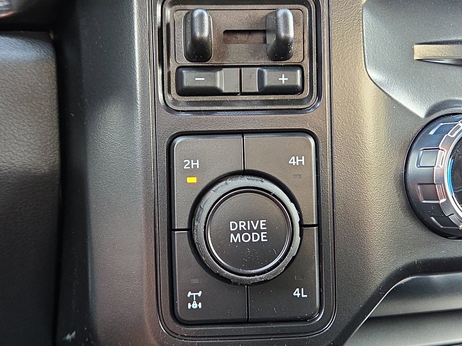 New 2026 Ford F250 Lariat image 18
