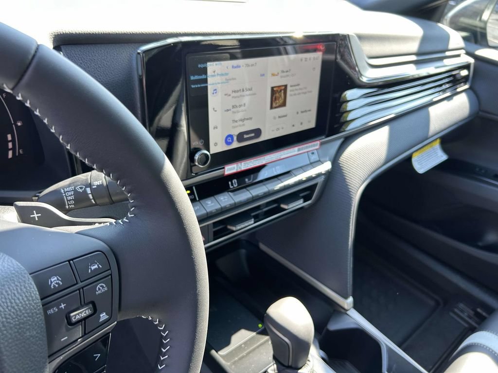New 2026 Toyota Camry Hybrid FWD image 20