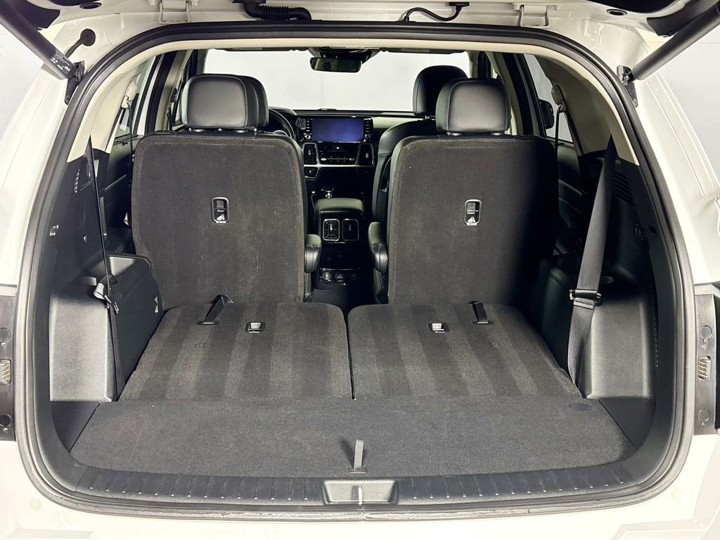 Used 2023 Kia Sorento SX image 22