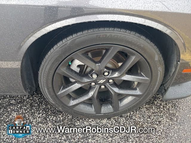 Used 2022 Dodge Challenger R/T w/ Blacktop Package RWD image 19