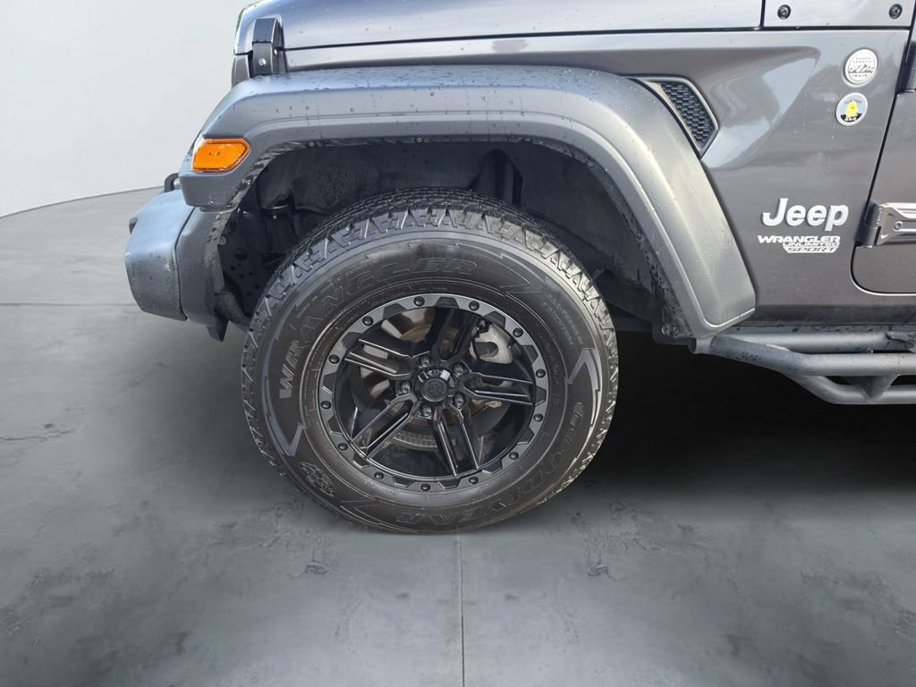 Used 2019 Jeep Wrangler Unlimited Sport S AWD/4WD image 17
