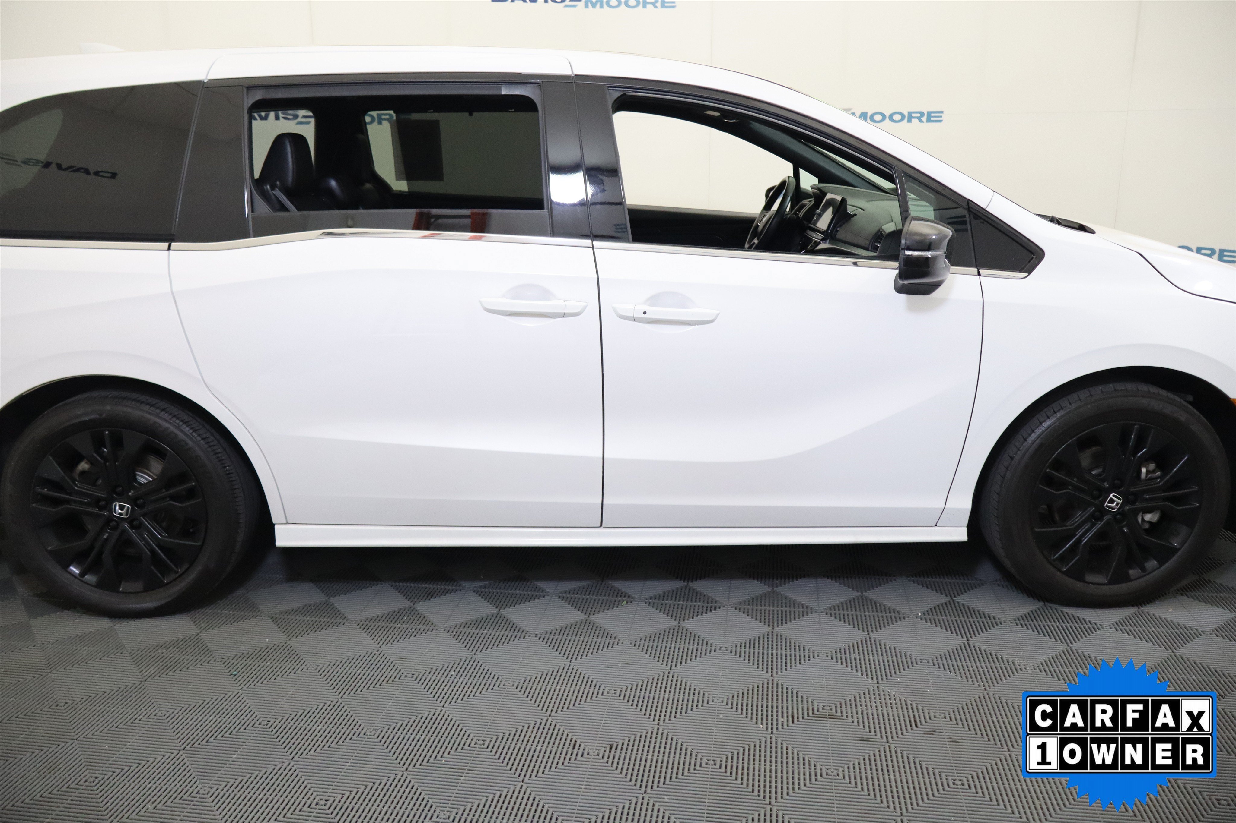 Used 2025 Honda Odyssey Sport-L image 5