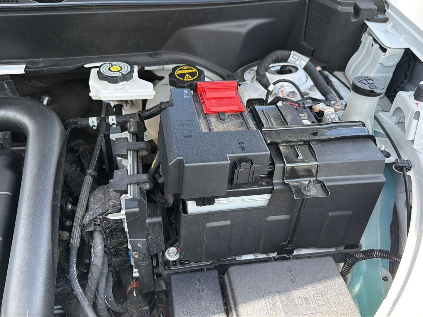 Used 2025 Chevrolet Equinox LT w/ Convenience Package II FWD image 36