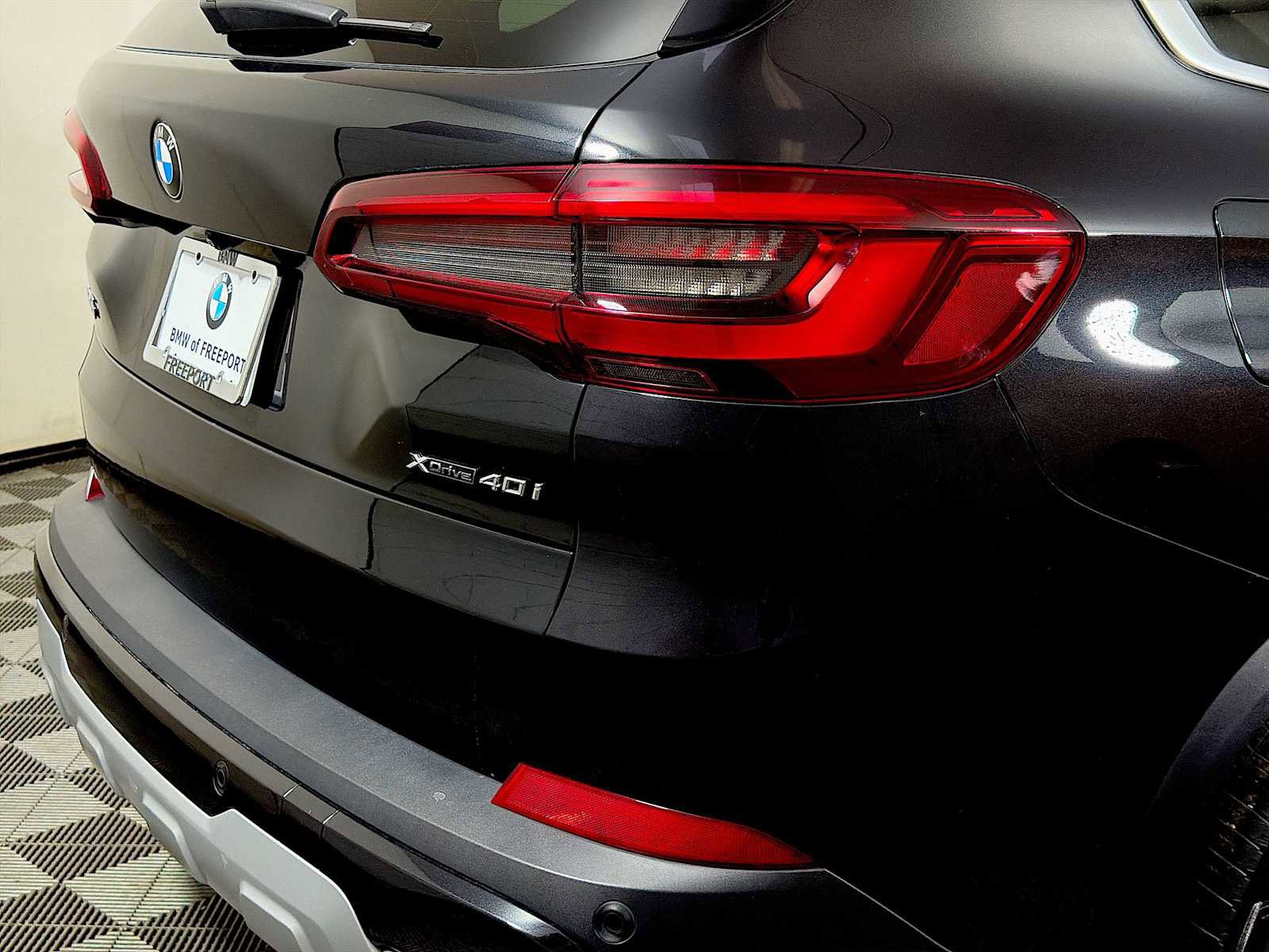 Used 2022 BMW X5 xDrive40i w/ Climate Comfort Package image 29