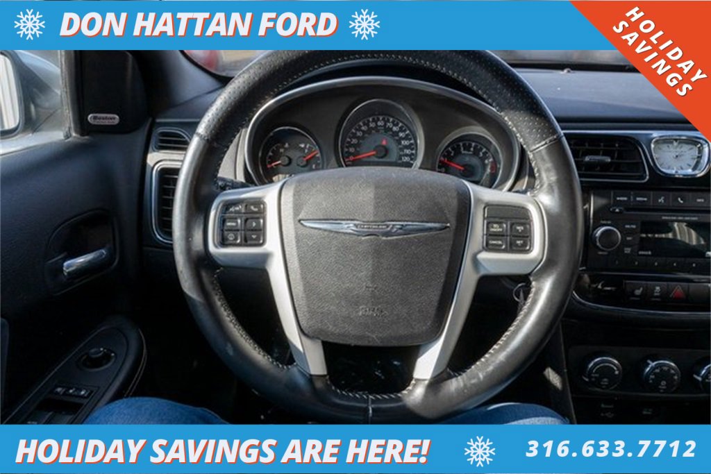 Used 2013 Chrysler 200 Limited image 6
