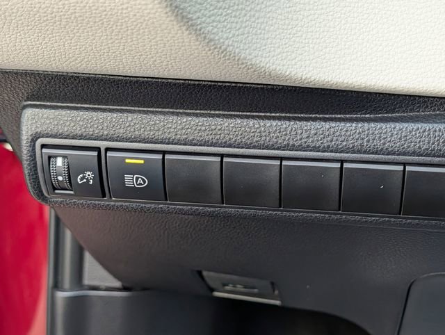 Used 2026 Toyota Corolla LE image 23