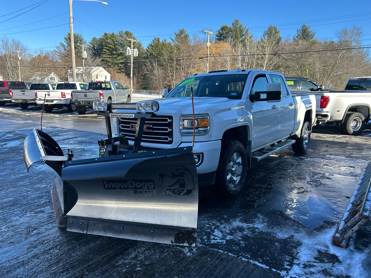 Used 2015 GMC Sierra 3500 Denali w/ Duramax Plus Package image 4