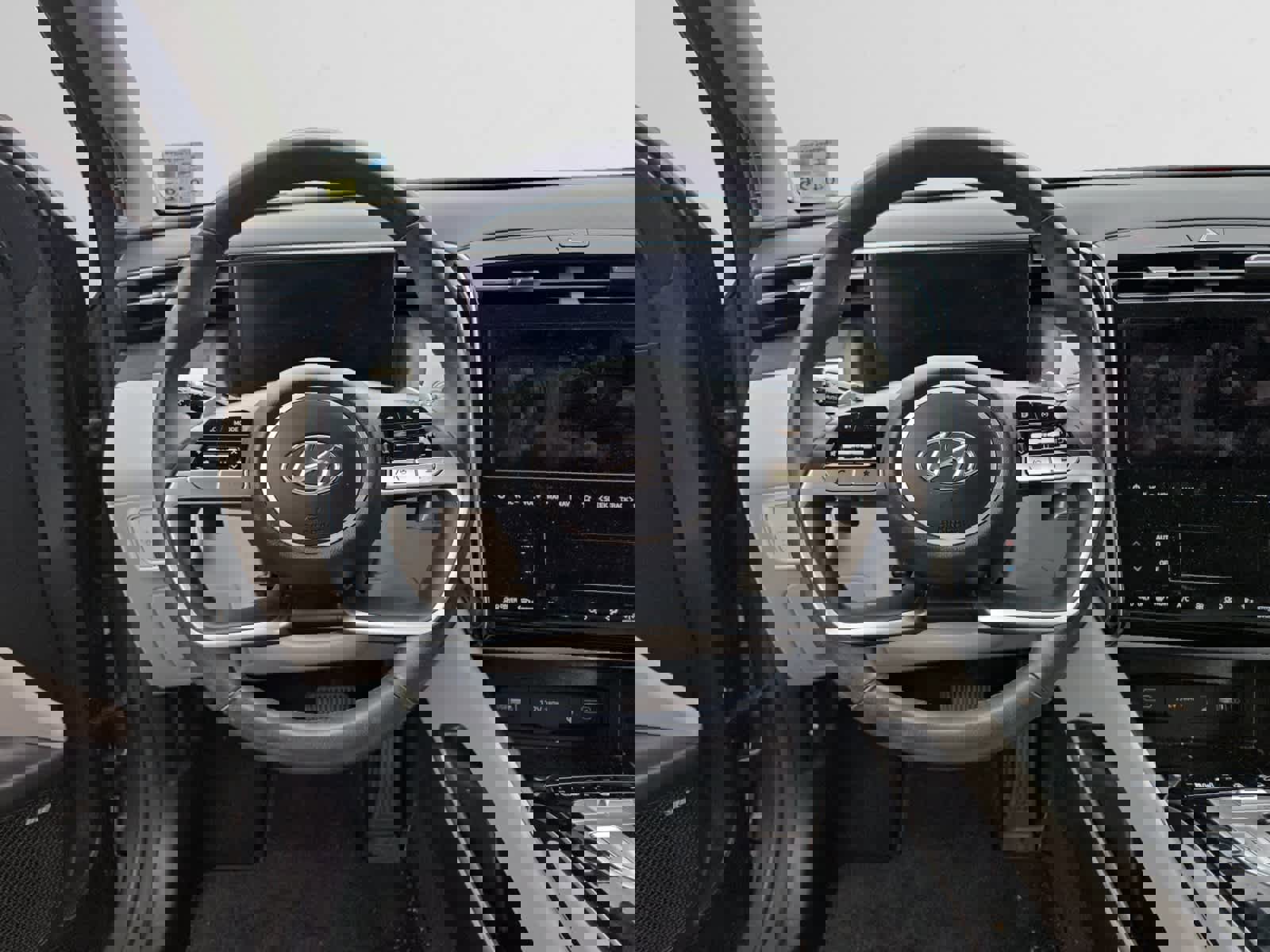 Used 2022 Hyundai Tucson Limited image 10