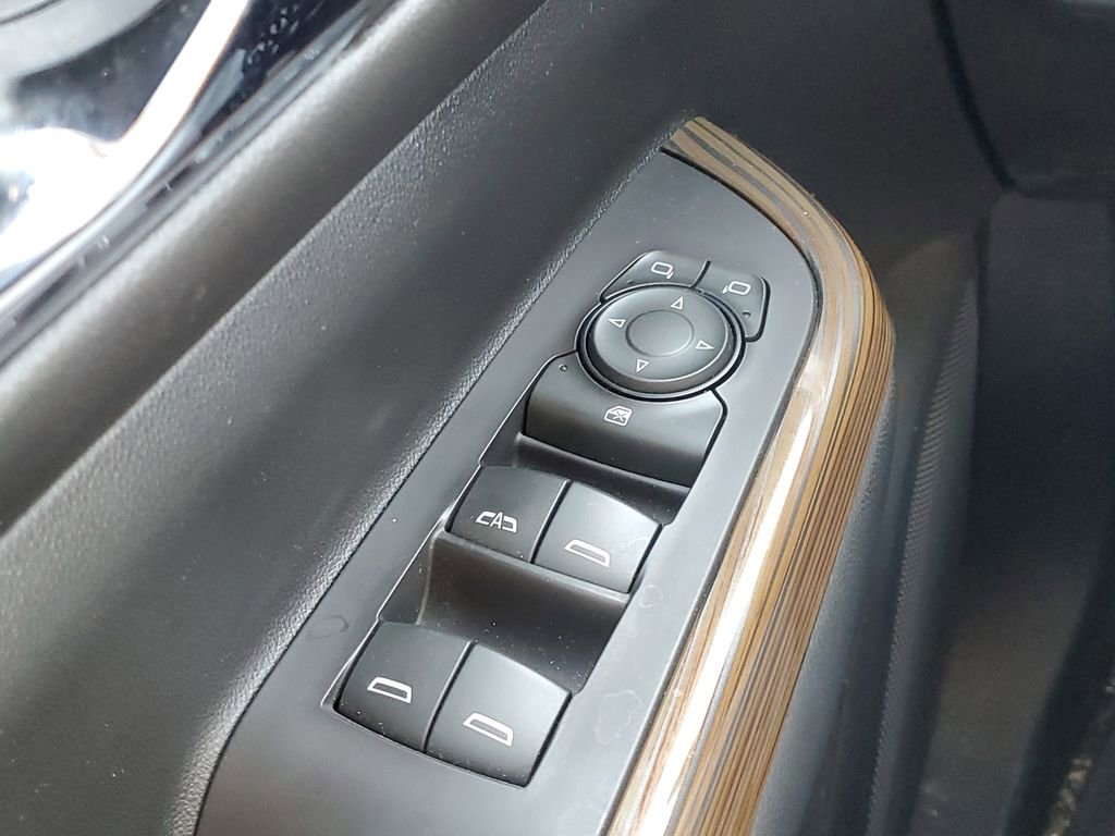 Used 2019 GMC Acadia SLE image 24