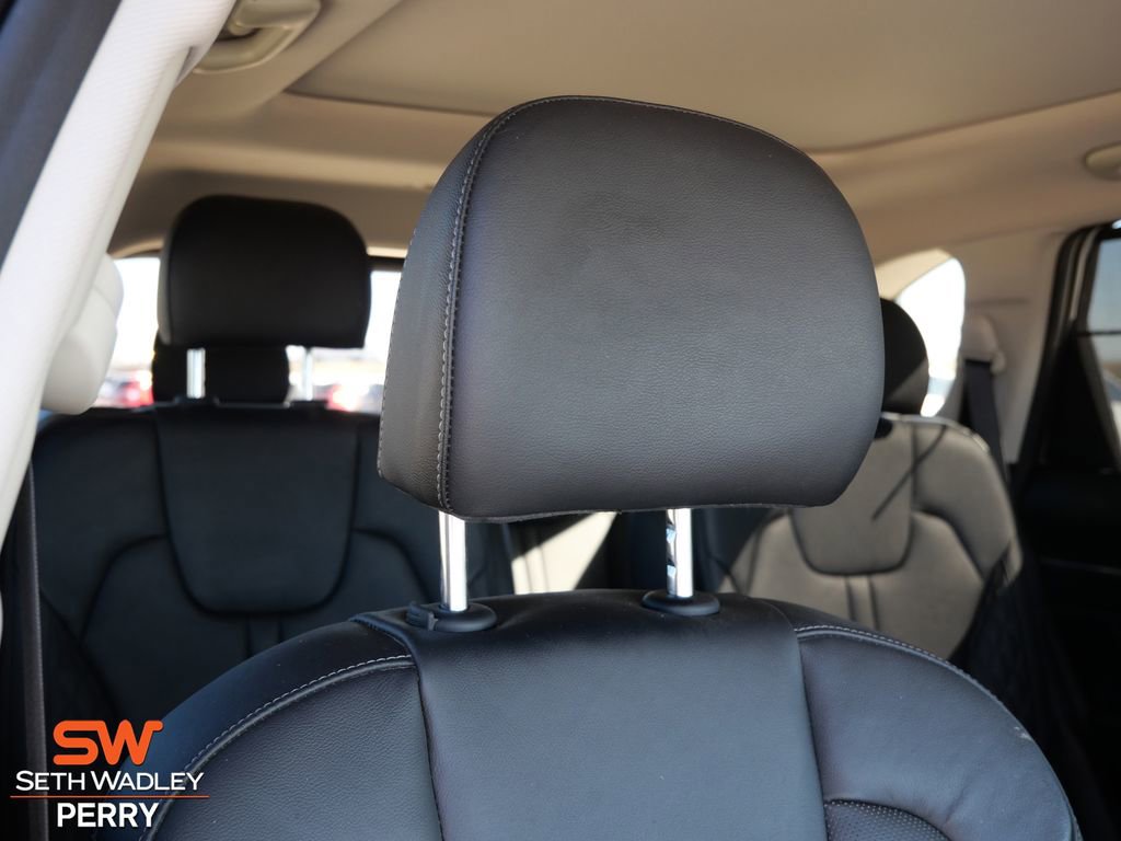 Used 2023 Kia Sorento SX Prestige image 22