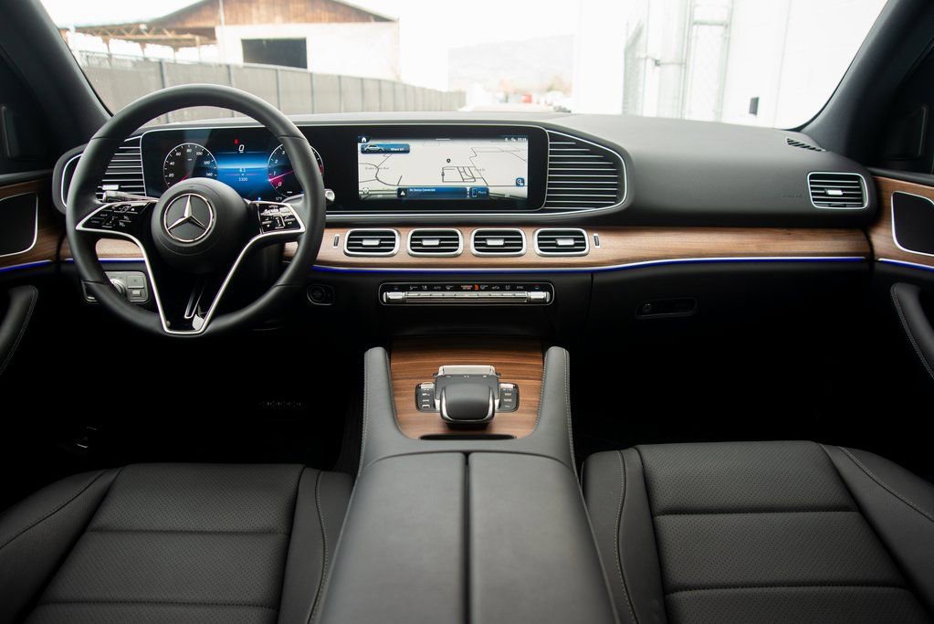 Used 2025 Mercedes-Benz GLE 350 4MATIC image 33