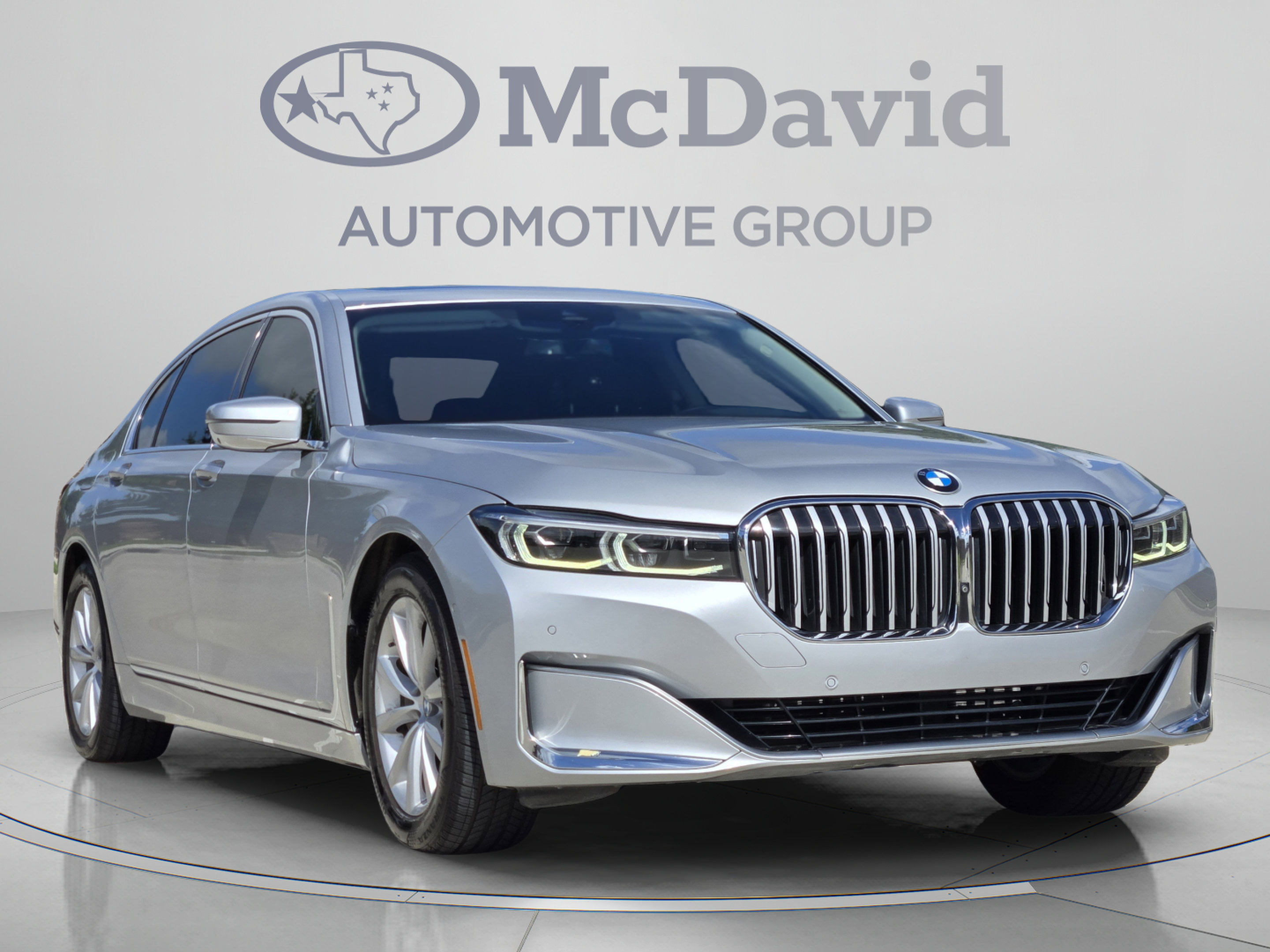 Used 2020 BMW 740i w/ Premium Package RWD image 7