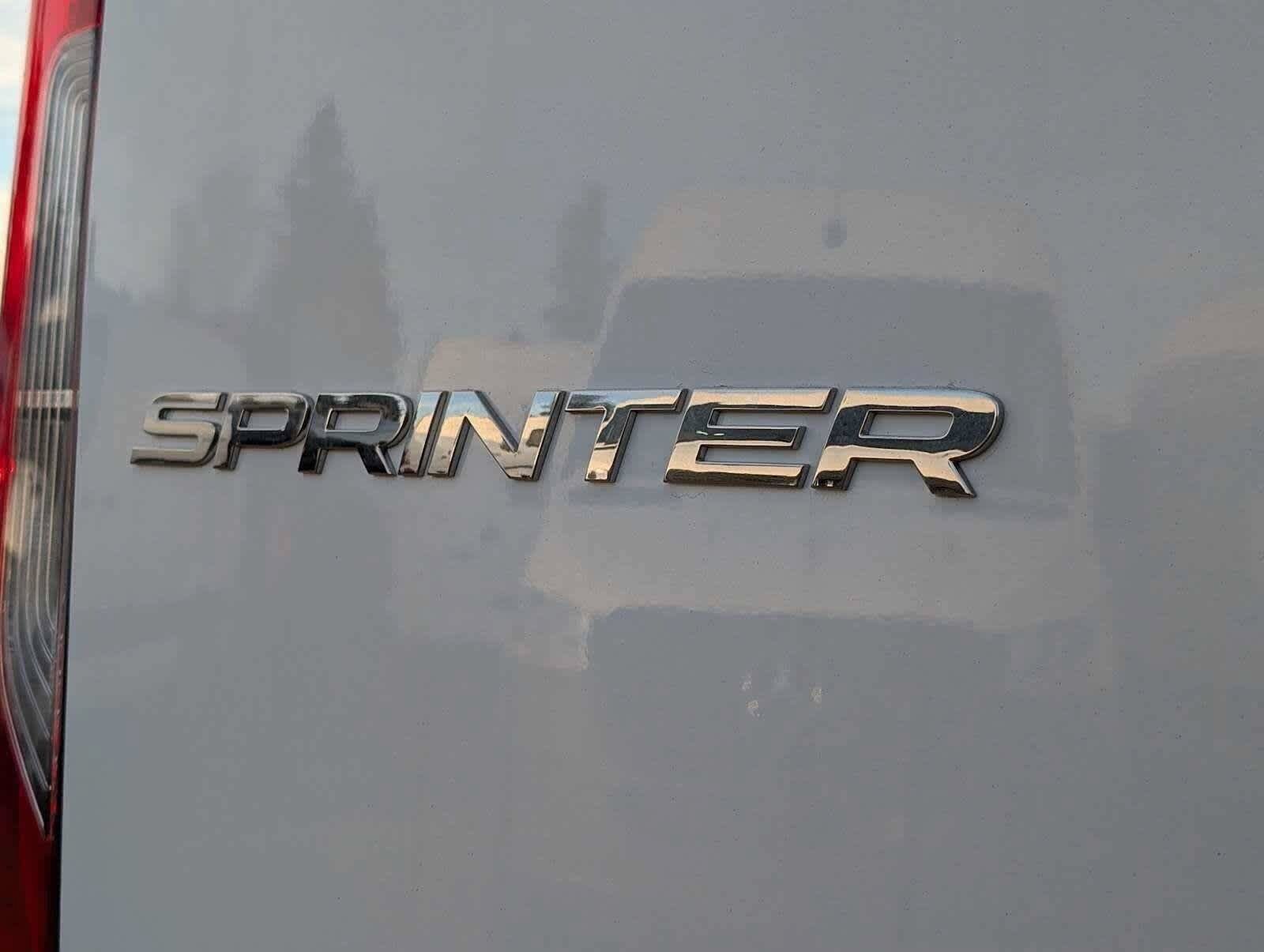 Used 2025 Mercedes-Benz Sprinter 2500 image 18
