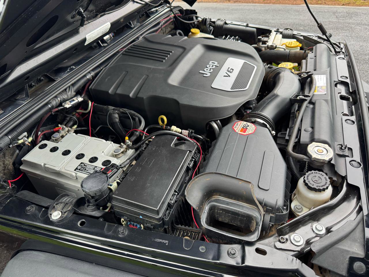 Used 2015 Jeep Wrangler Unlimited Sport image 33