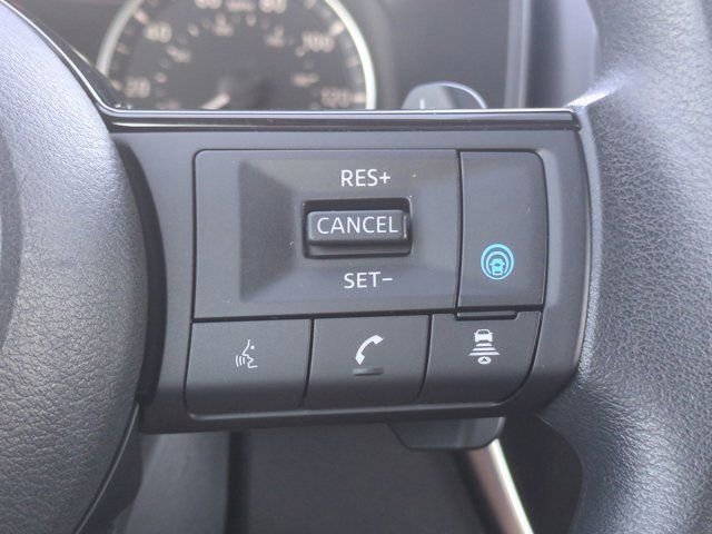 Used 2023 Nissan Rogue SV FWD image 25