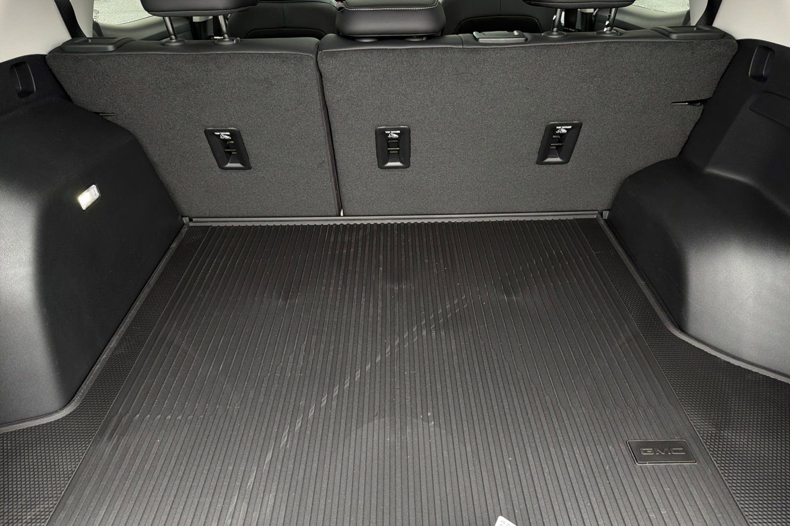 New 2026 GMC Terrain Denali w/ LPO, Floor Liner Package AWD/4WD image 16