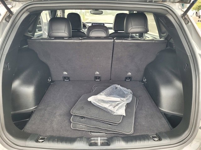 Used 2023 Jeep Compass Limited image 31